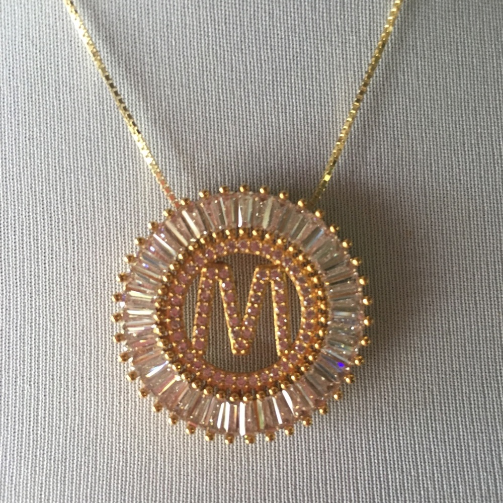 NEW Gold Circular “M” Initial Pendant NWOT